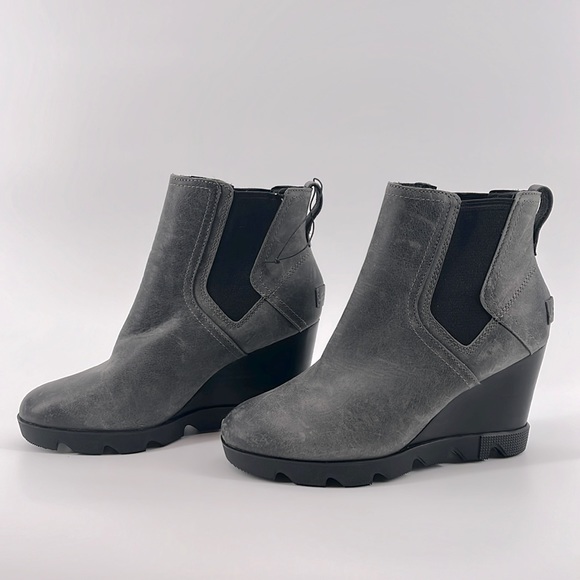Sorel Shoes - Sorel Women’s Joan Uptown Chelsea Lug Sole Booties Quarry Gray Size 6 1/2